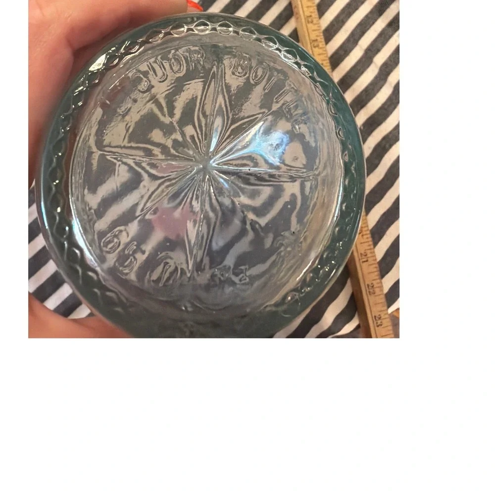 Vintage Clear Glass Starburst Liquor Decanter with Faceted Stopper 12.5 Inch